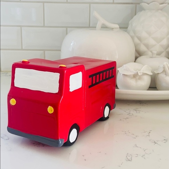 Isaac Jacobs Fire Truck Coin Bank - Picture 2 of 16